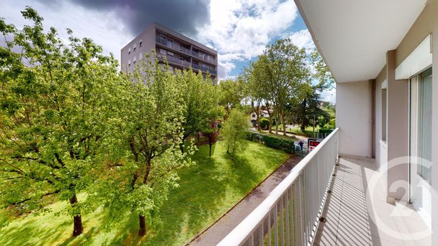 Appartement F2 bis à vendre - 2 pièces - 49.8 m2 - RILLIEUX LA PAPE - 69 - RHONE-ALPES - Century 21 Agence Du Camp